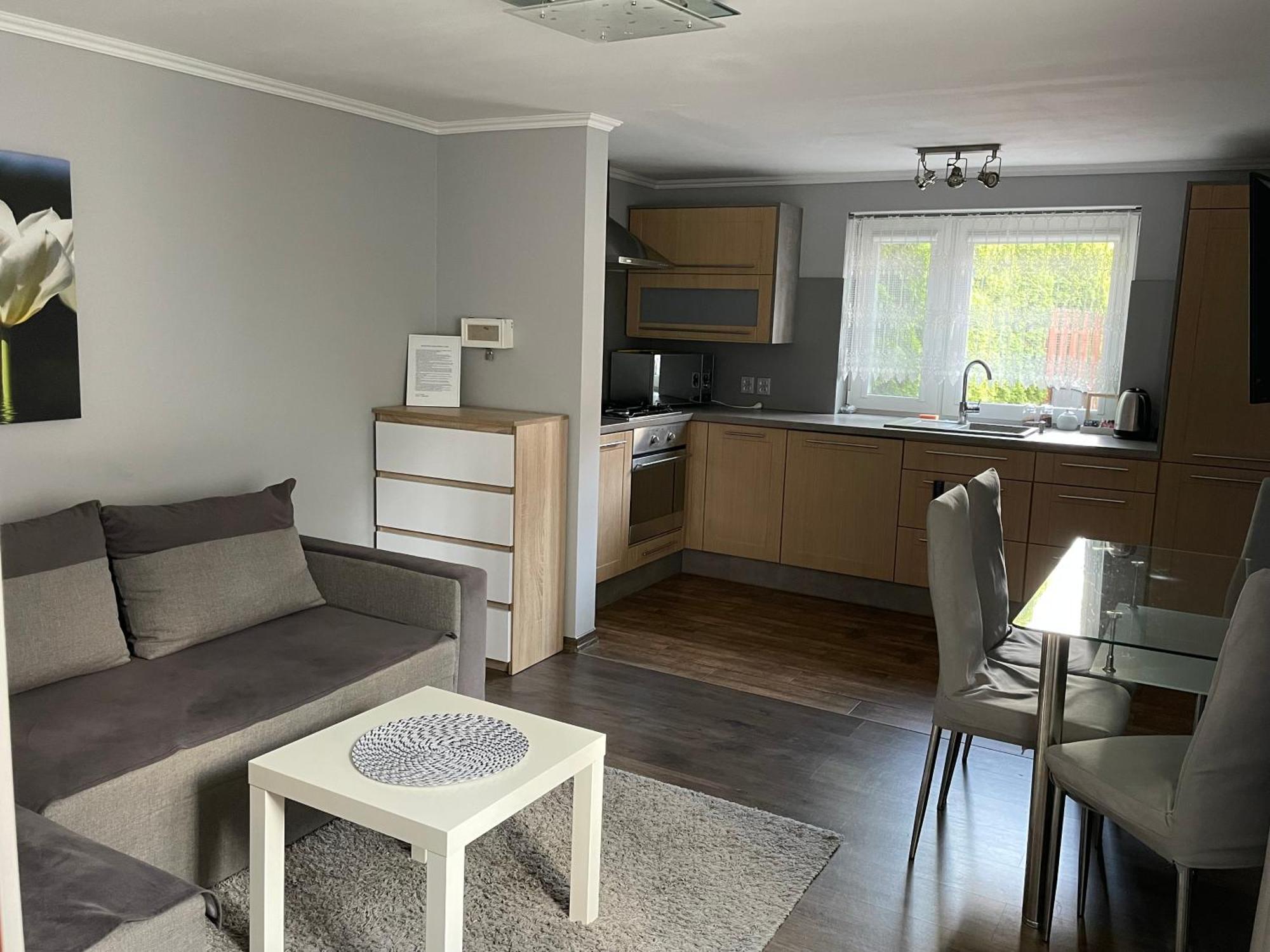 Apartament Lazur بيوا المظهر الخارجي الصورة